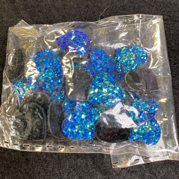 Awesome Large craft bundle, mostly new sealed bags to create various projects - Picture 11 of 15